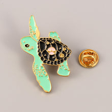 Load image into Gallery viewer, Turtle Pin Badge
